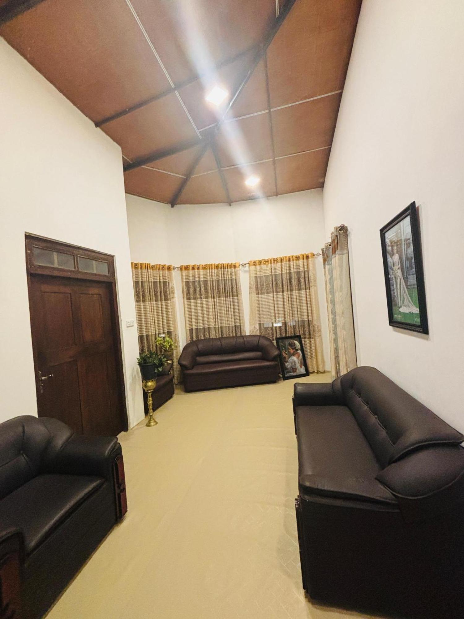 Gastfamilie Ella Apartment Ngoại thất bức ảnh